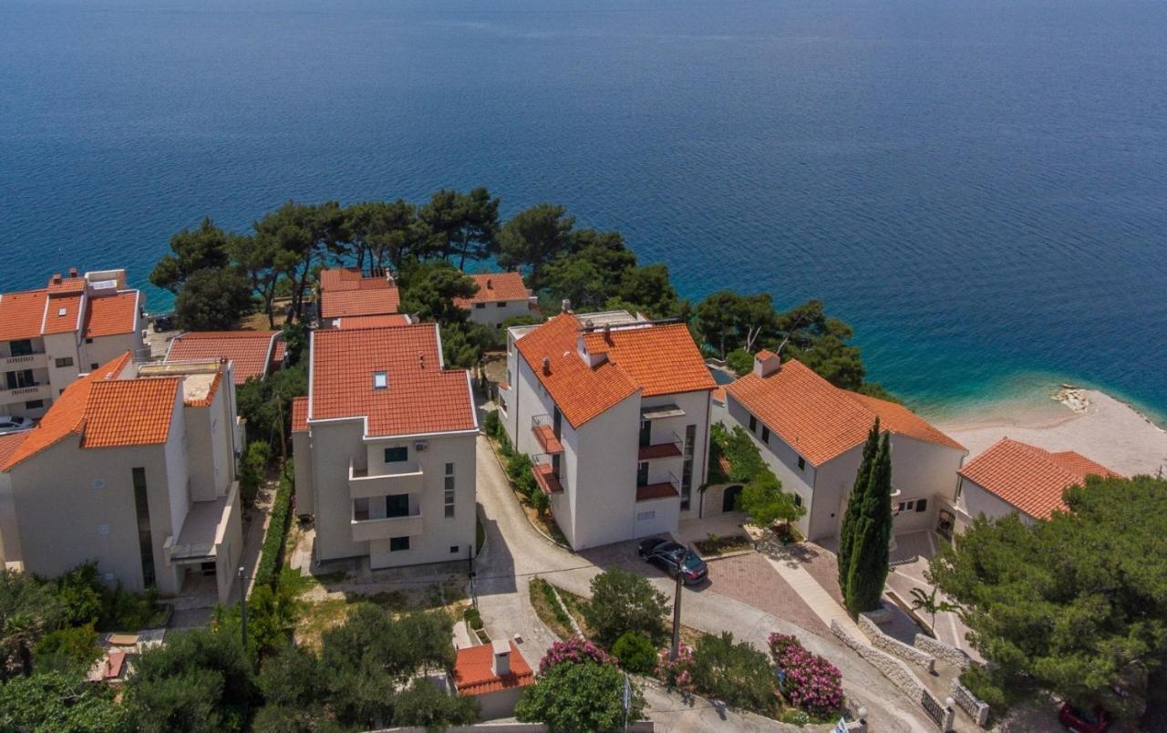 Apartments By The Sea Medici, Omis - 1046 ميميتسا المظهر الخارجي الصورة